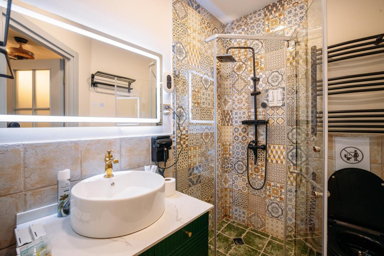 Apart Hotel Console Tbilisi ภายนอก รูปภาพ