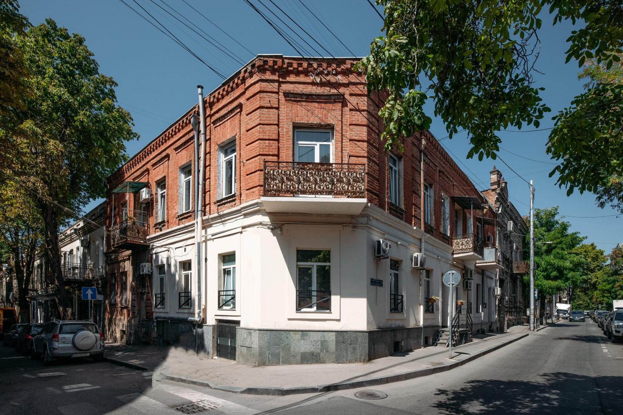 Apart Hotel Console Tbilisi ภายนอก รูปภาพ